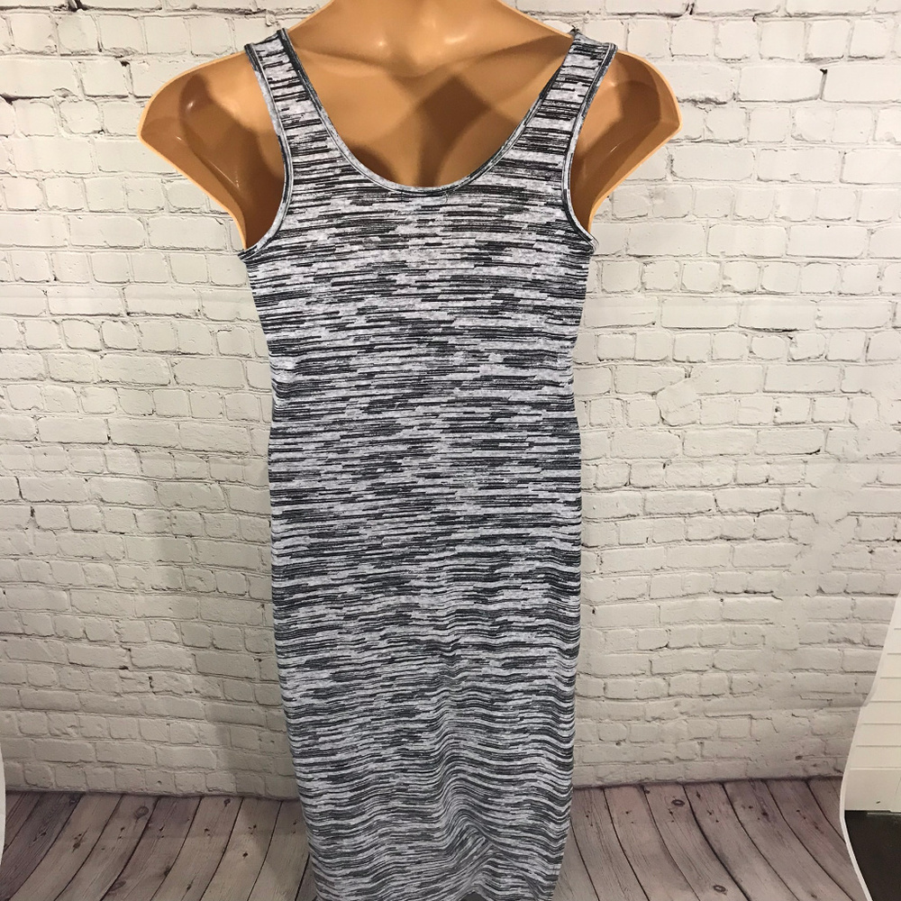 Bar III Semi Striped Maxi Dress Size M - Picture 6 of 8